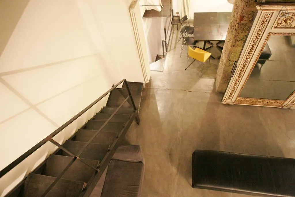 Dhomes - Loft Suite In Duomo Milan Italy